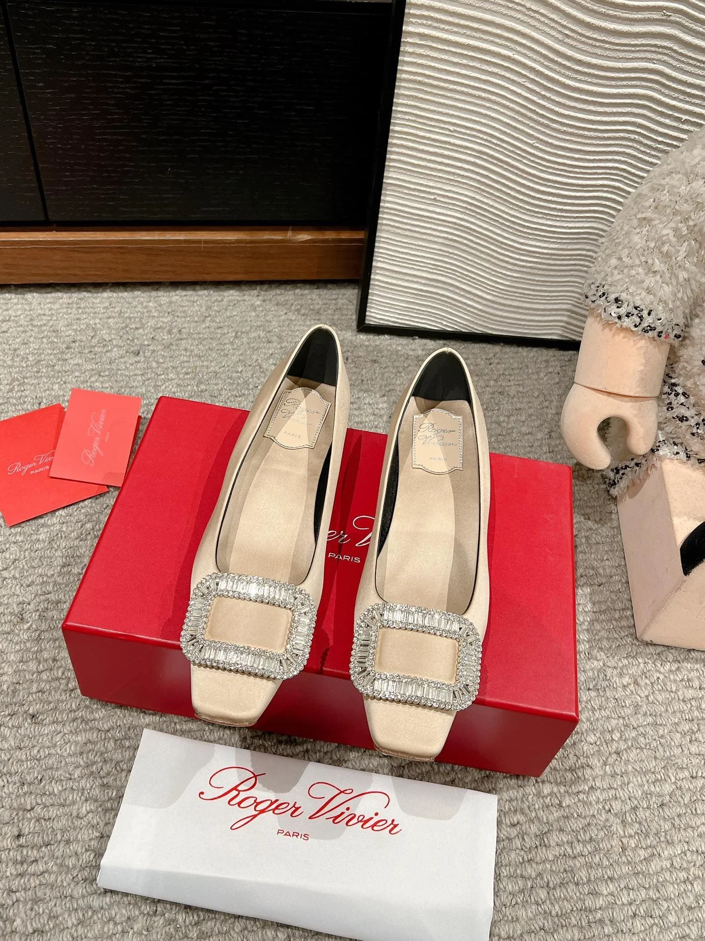 Roger Vivier Shoes Refined 5818