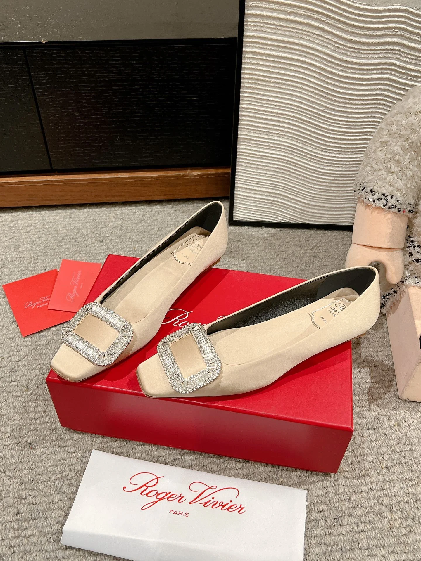 Roger Vivier Shoes Refined 5818