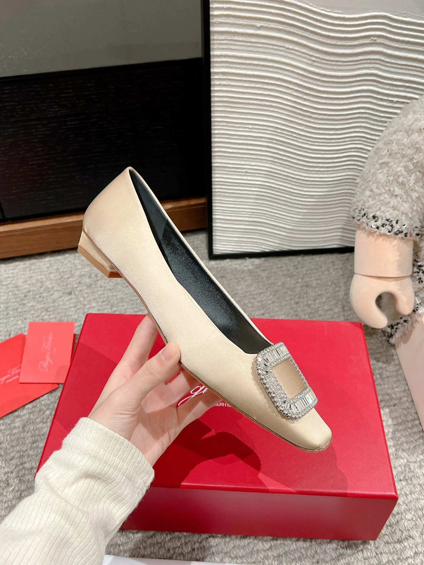 Roger Vivier Shoes Refined 5818