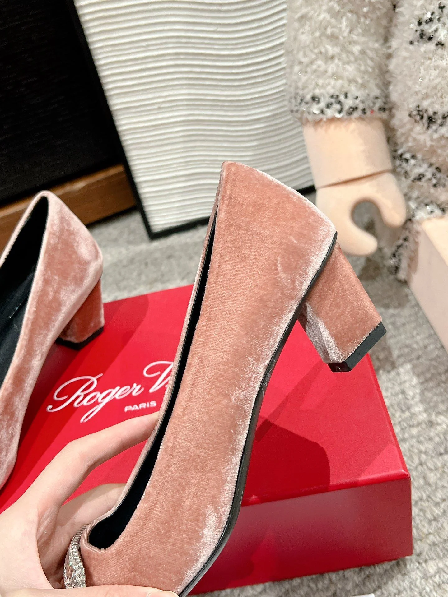 Roger Vivier Shoes Durable 5819