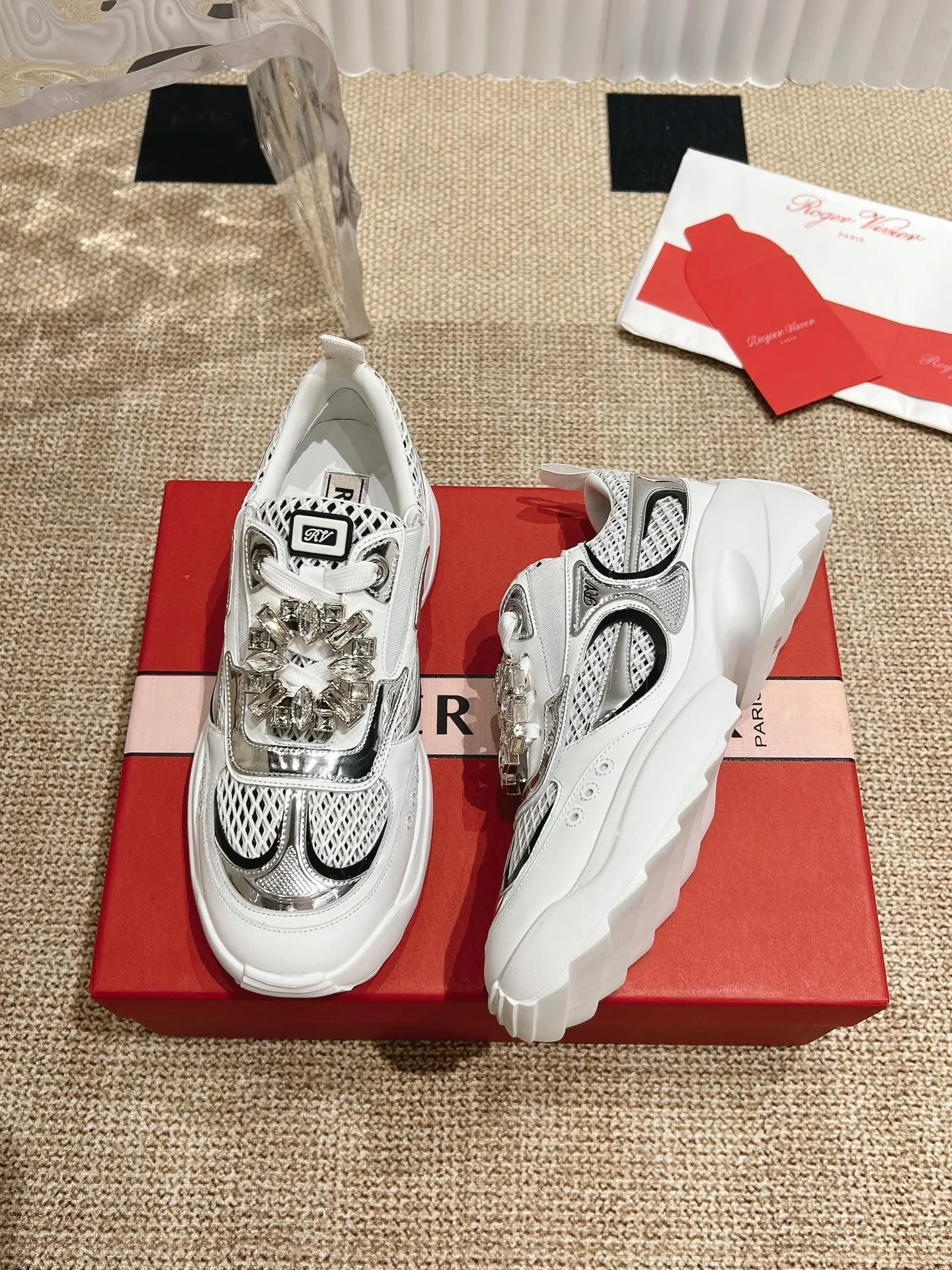 EyeCatching Roger Vivier Shoes 5830