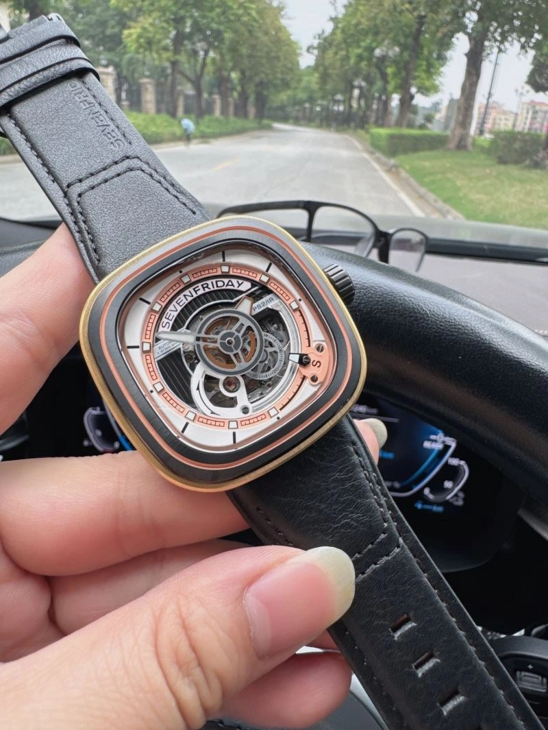 Efficient SEVENFRIDAY Watches 202831