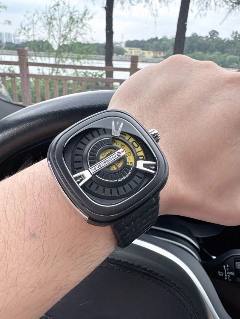 Durable SEVENFRIDAY Watches 202849