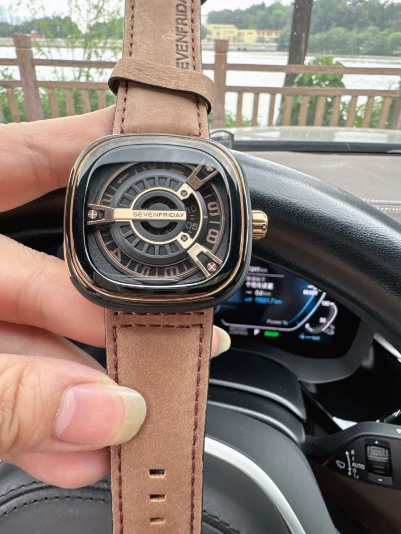 SoftTouch SEVENFRIDAY Watches 202855