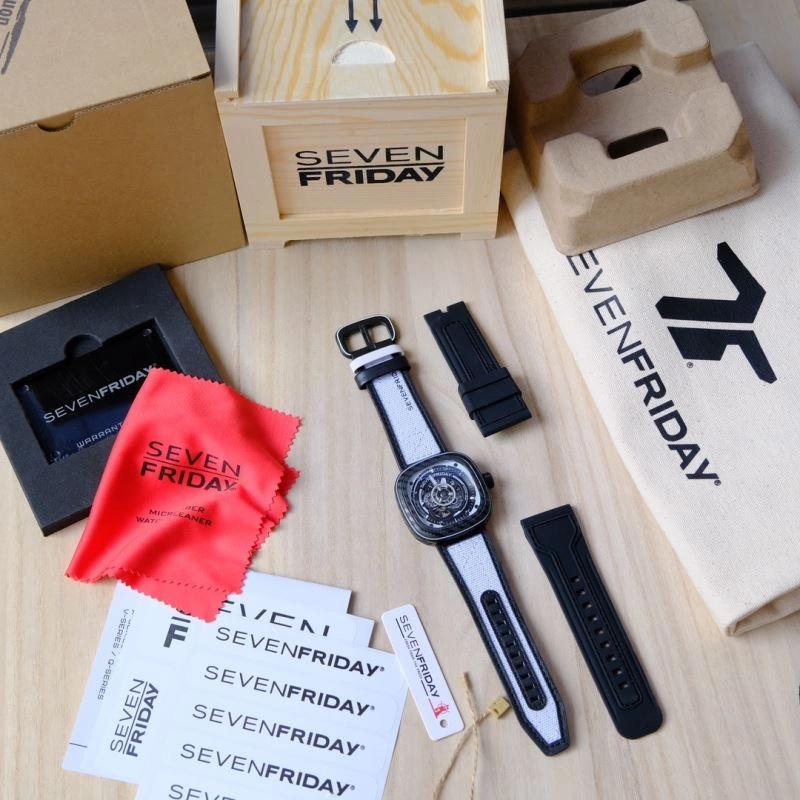 TimelessDesign SEVENFRIDAY Watches 202806