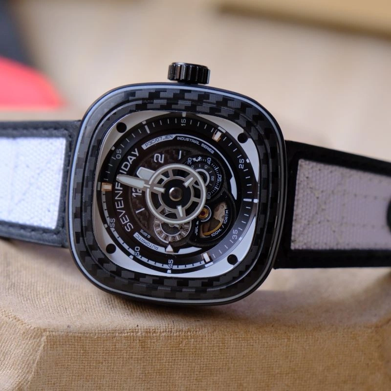 TimelessDesign SEVENFRIDAY Watches 202806
