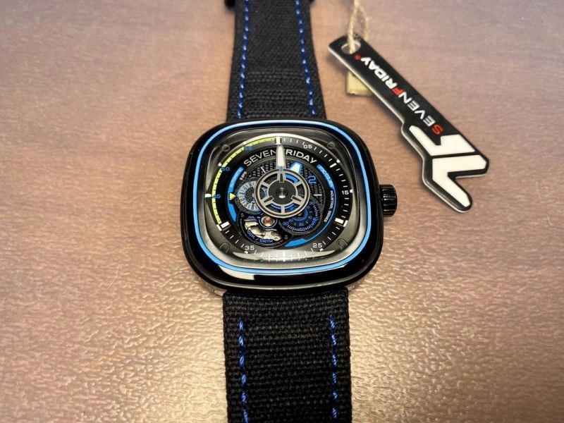 SEVENFRIDAY Watches UrbanStyle 202790