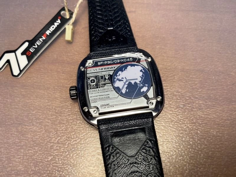 SEVENFRIDAY Watches UrbanStyle 202790