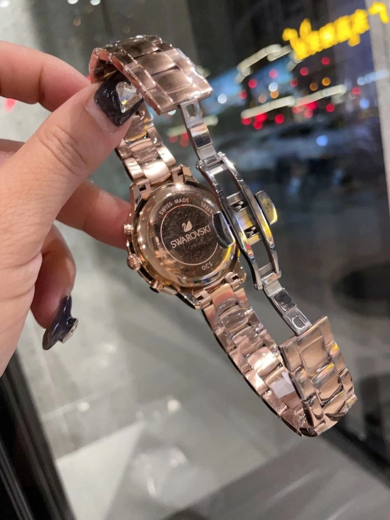 Sophisticated SWAROVSKI Watches 202982