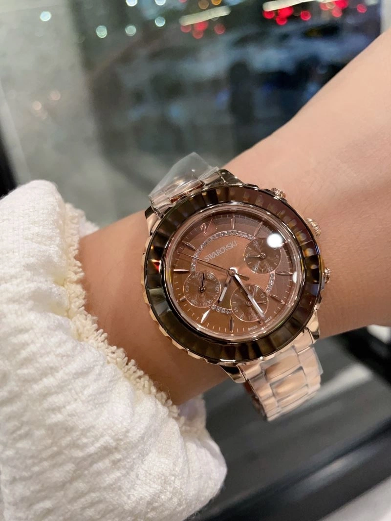 Sophisticated SWAROVSKI Watches 202982