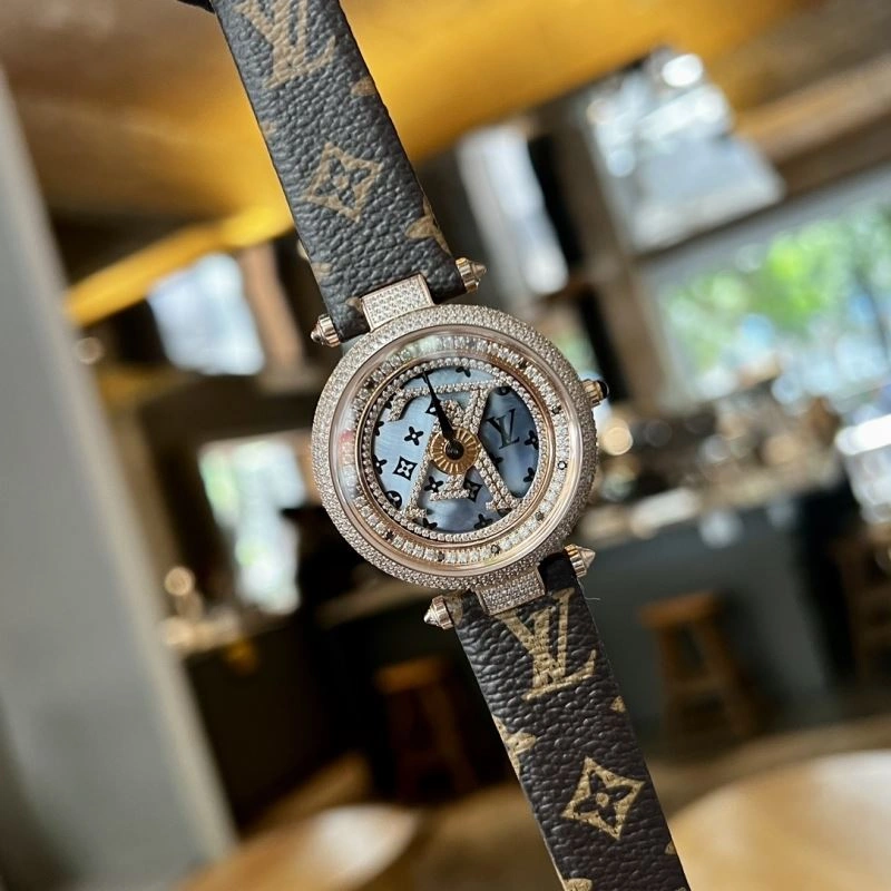 EyeCatching SWAROVSKI Watches 202972