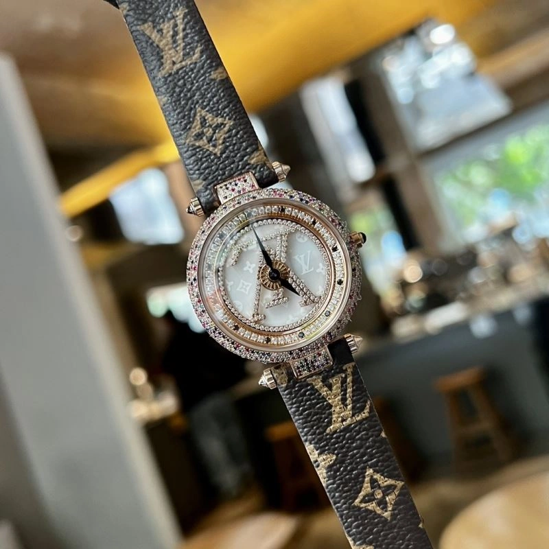 EyeCatching SWAROVSKI Watches 202972