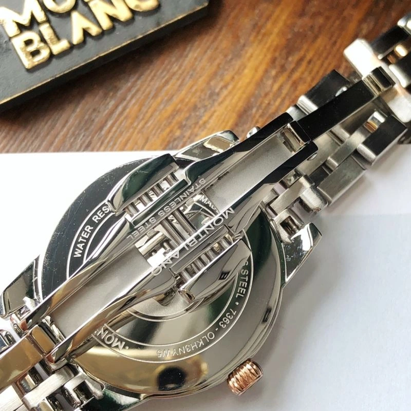 Versatile SWAROVSKI Watches 202930