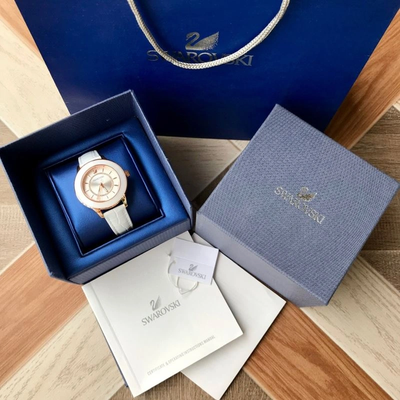 Sleek SWAROVSKI Watches 202935