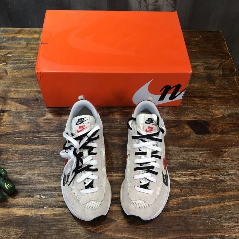 Lightweight Sacai x Nike VaporWaffle Shoes 33394