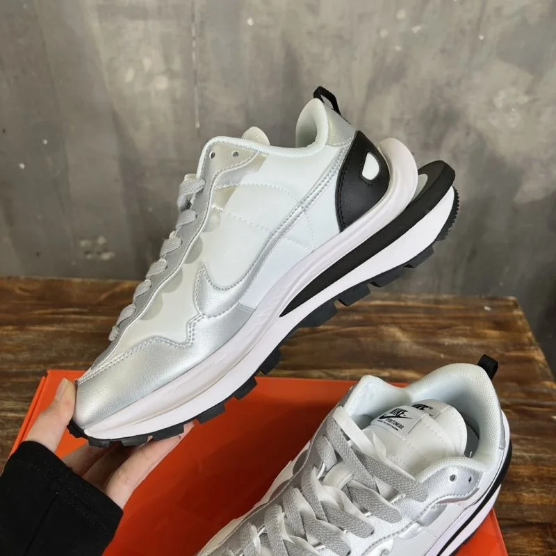 ComfortFit Sacai x Nike VaporWaffle Shoes 33391