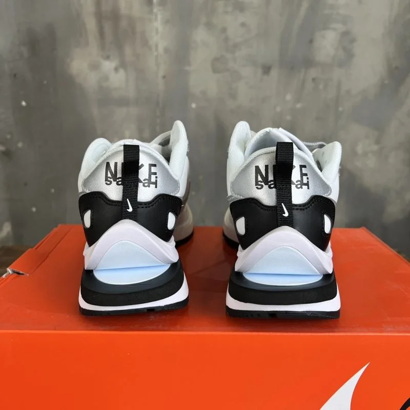 ComfortFit Sacai x Nike VaporWaffle Shoes 33391