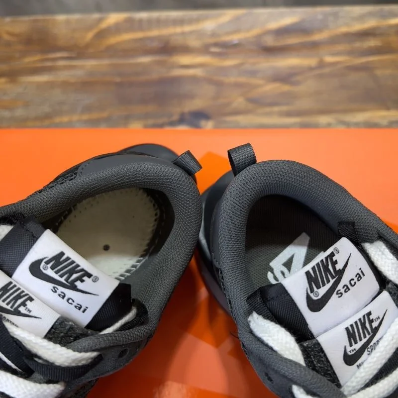 Attractive Sacai x Nike VaporWaffle Shoes 33393