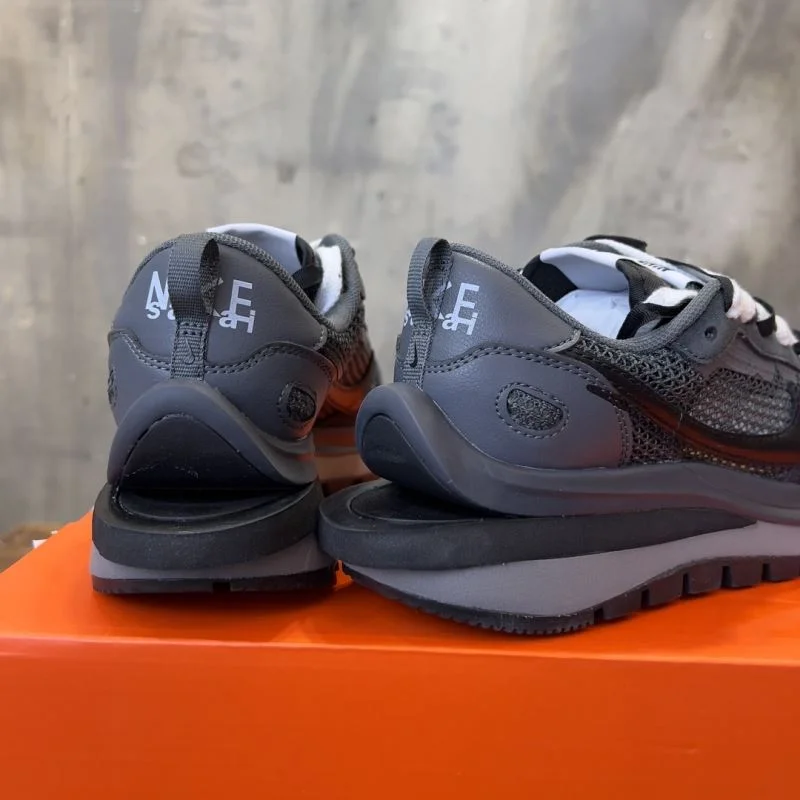 Attractive Sacai x Nike VaporWaffle Shoes 33393