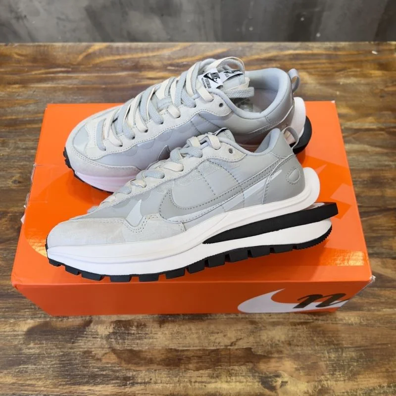 Sacai x Nike VaporWaffle Shoes Colorful 33369