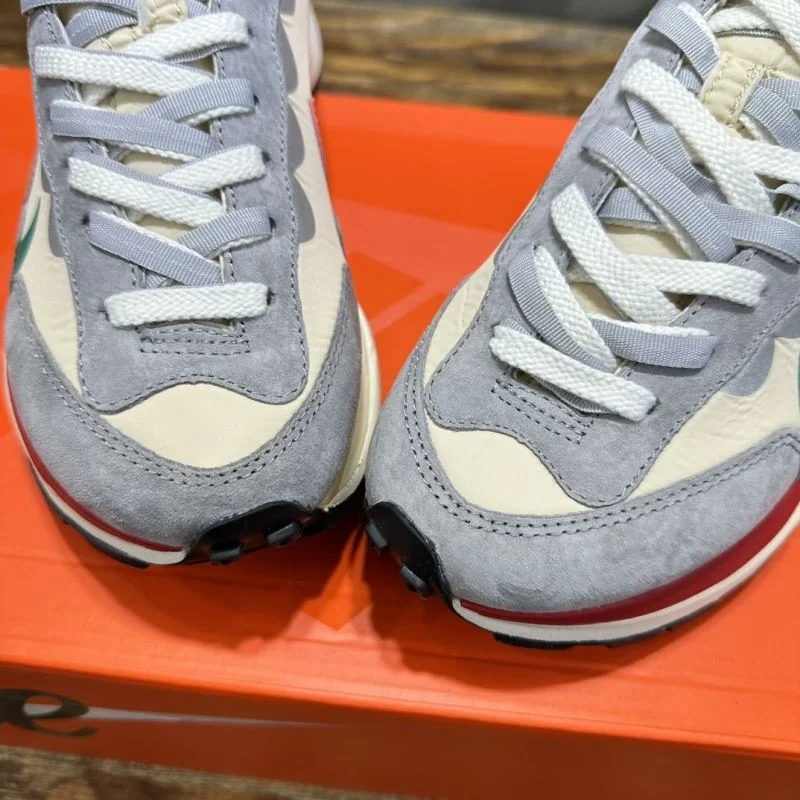 Sacai x Nike VaporWaffle Shoes Effortless 33377