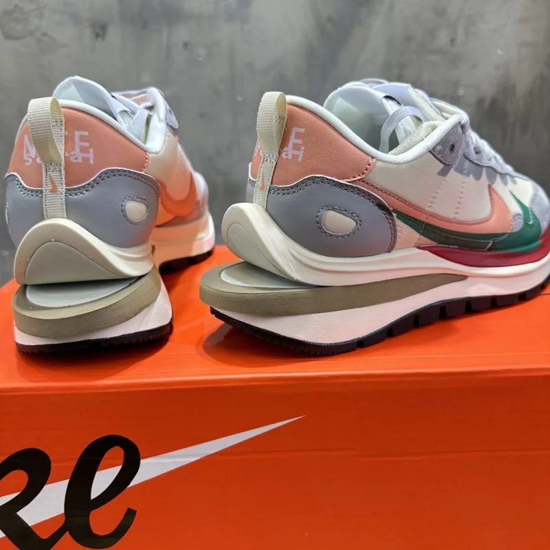 Sacai x Nike VaporWaffle Shoes Effortless 33377