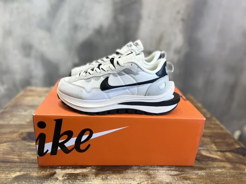 Sacai x Nike VaporWaffle Shoes WeatherProof 33367