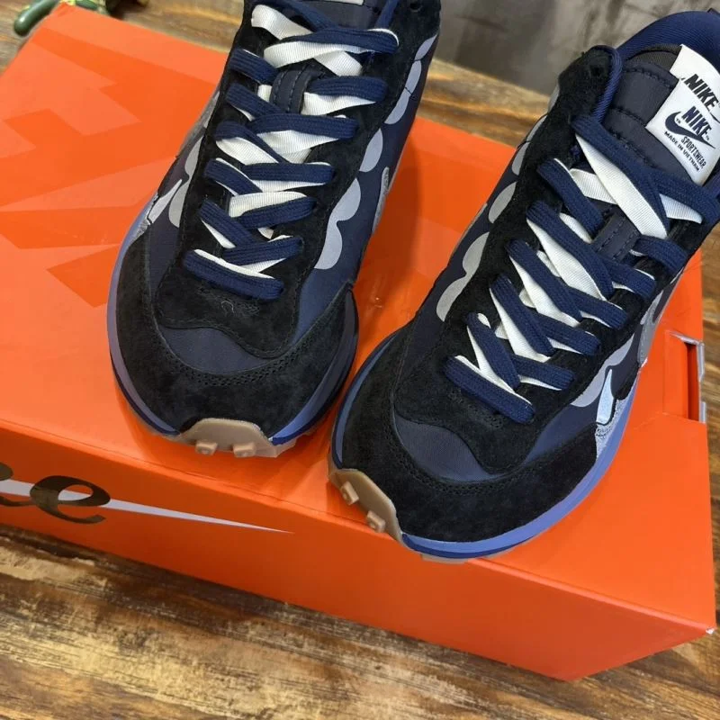 Packable Sacai x Nike VaporWaffle Shoes 33364