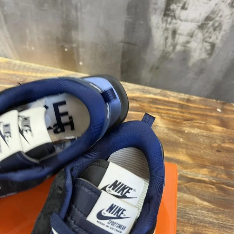 Packable Sacai x Nike VaporWaffle Shoes 33364
