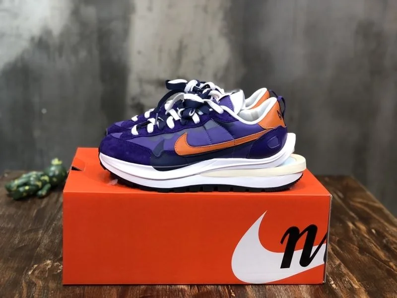 Sacai x Nike VaporWaffle Shoes UrbanChic 33360