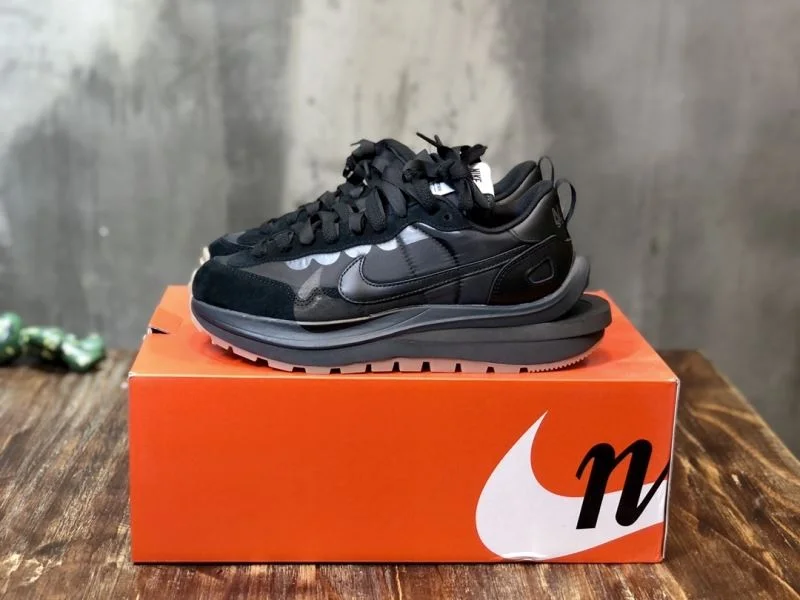 Sacai x Nike VaporWaffle Shoes Practical 33362
