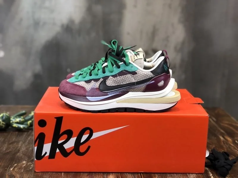 QuickDry Sacai x Nike VaporWaffle Shoes 33358
