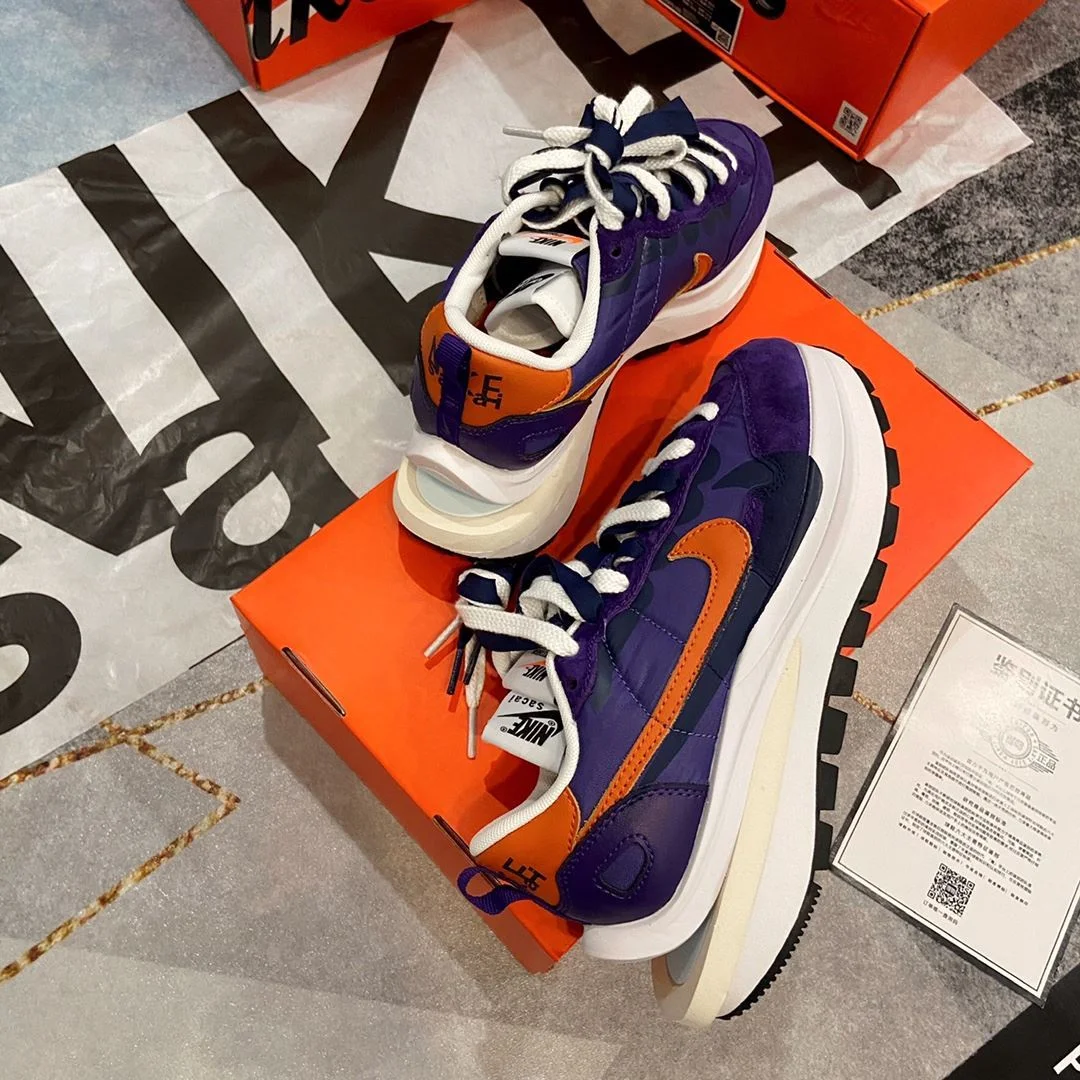 Original Sacai x Nike VaporWaffle Shoes 33485
