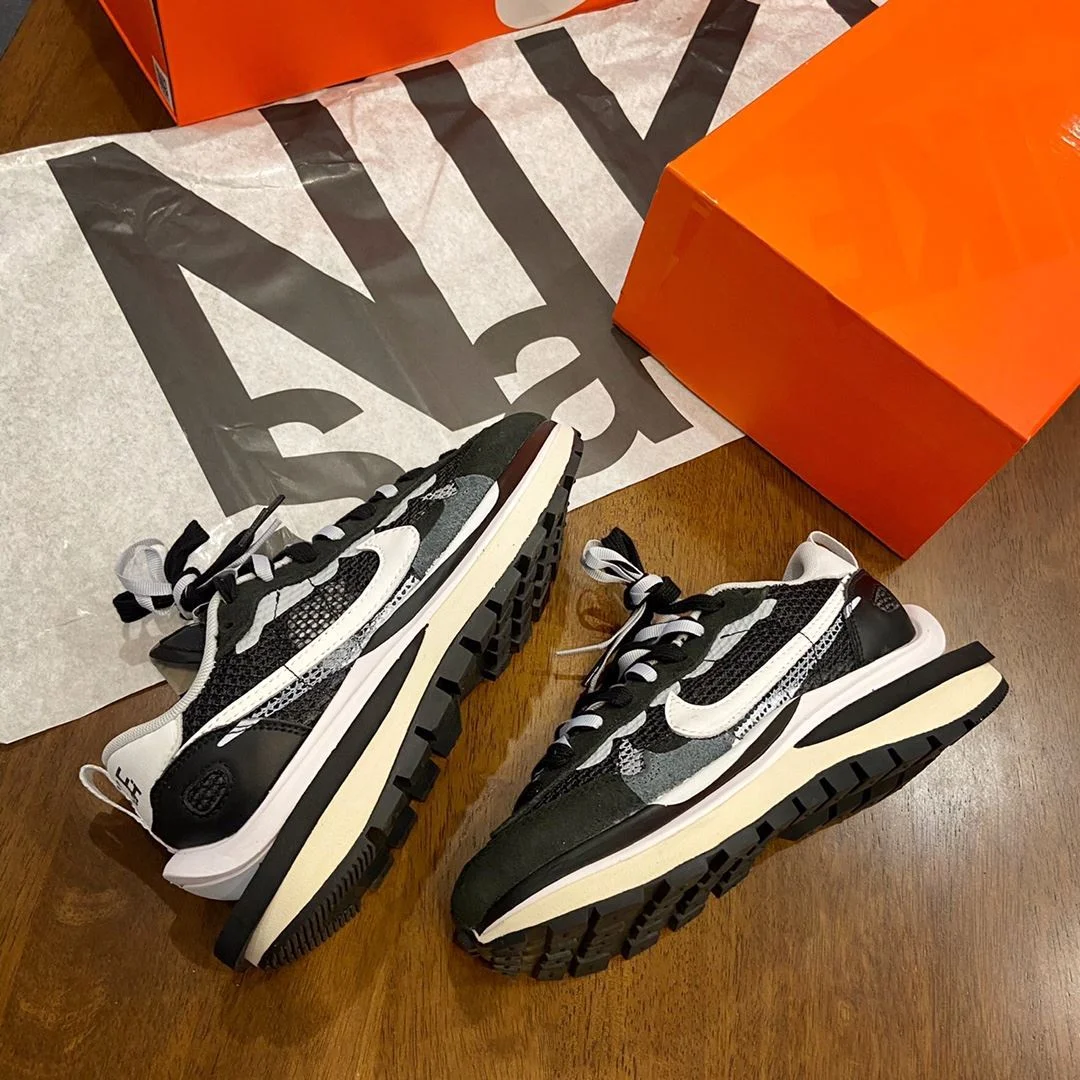 Sacai x Nike VaporWaffle Shoes Lightweight 33494
