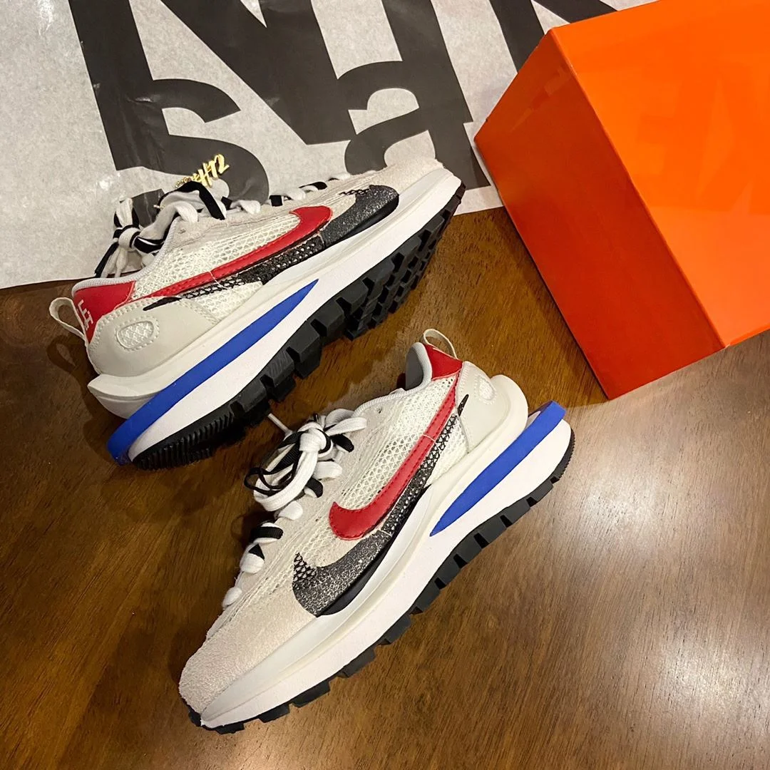 ZipUp Sacai x Nike VaporWaffle Shoes 33482