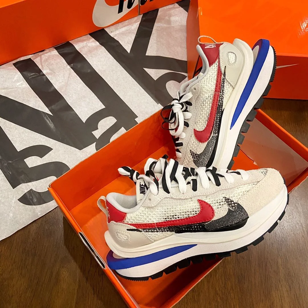 ZipUp Sacai x Nike VaporWaffle Shoes 33482