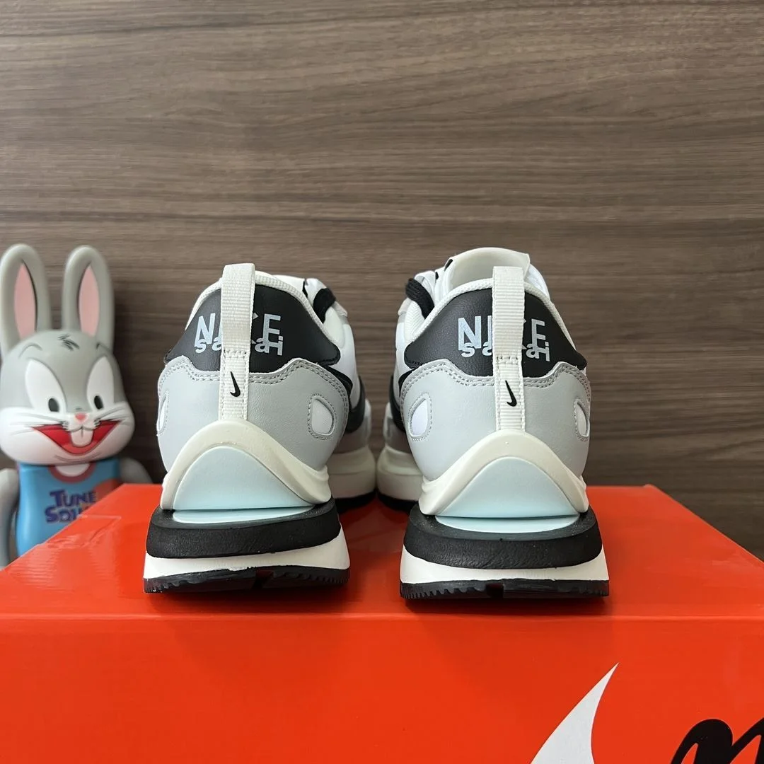 Sacai x Nike VaporWaffle Shoes EasyCare 33467