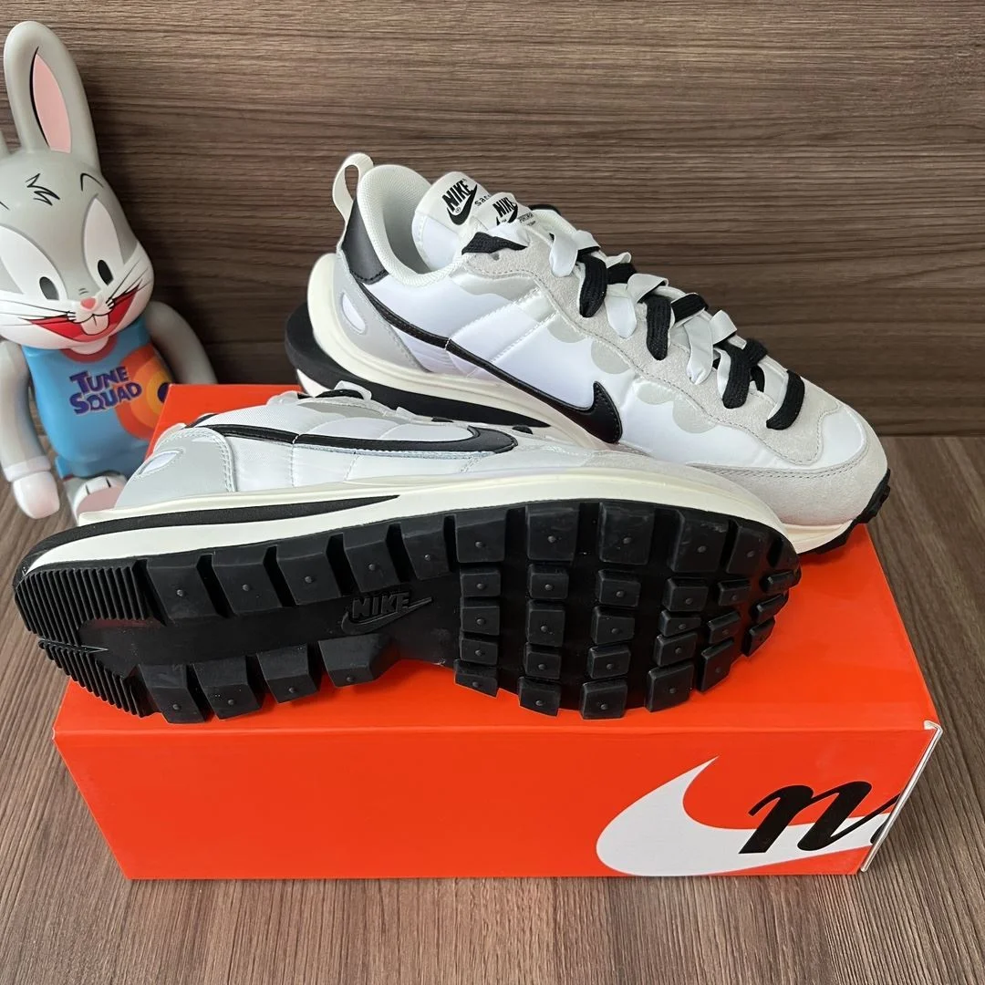 Sacai x Nike VaporWaffle Shoes EasyCare 33467