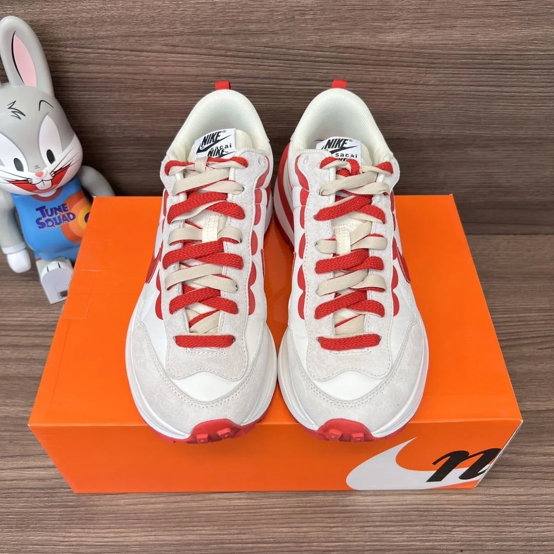 Sacai x Nike VaporWaffle Shoes TechFriendly 33471