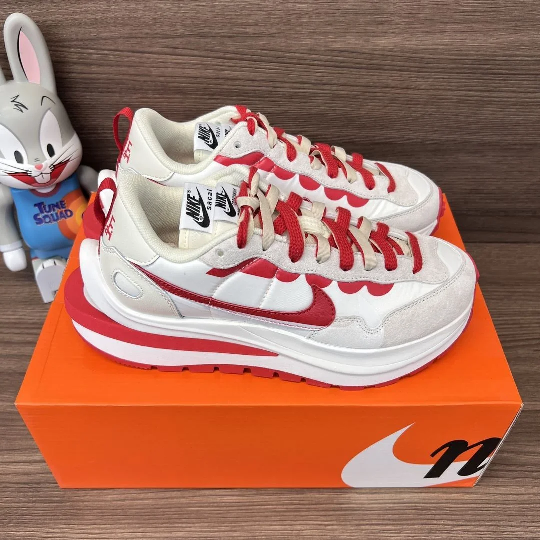 Sacai x Nike VaporWaffle Shoes TechFriendly 33471