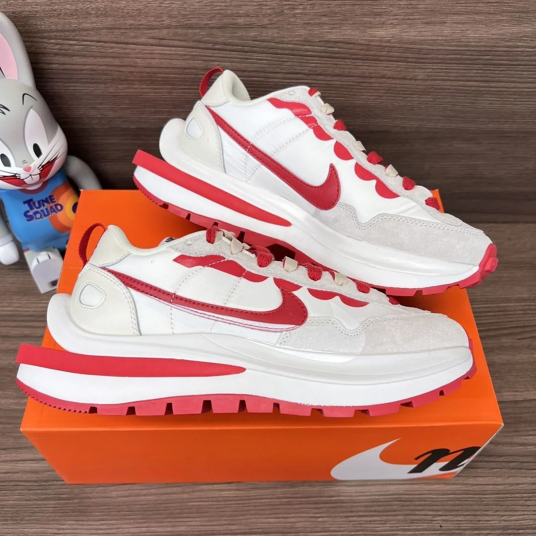 Sacai x Nike VaporWaffle Shoes TechFriendly 33471