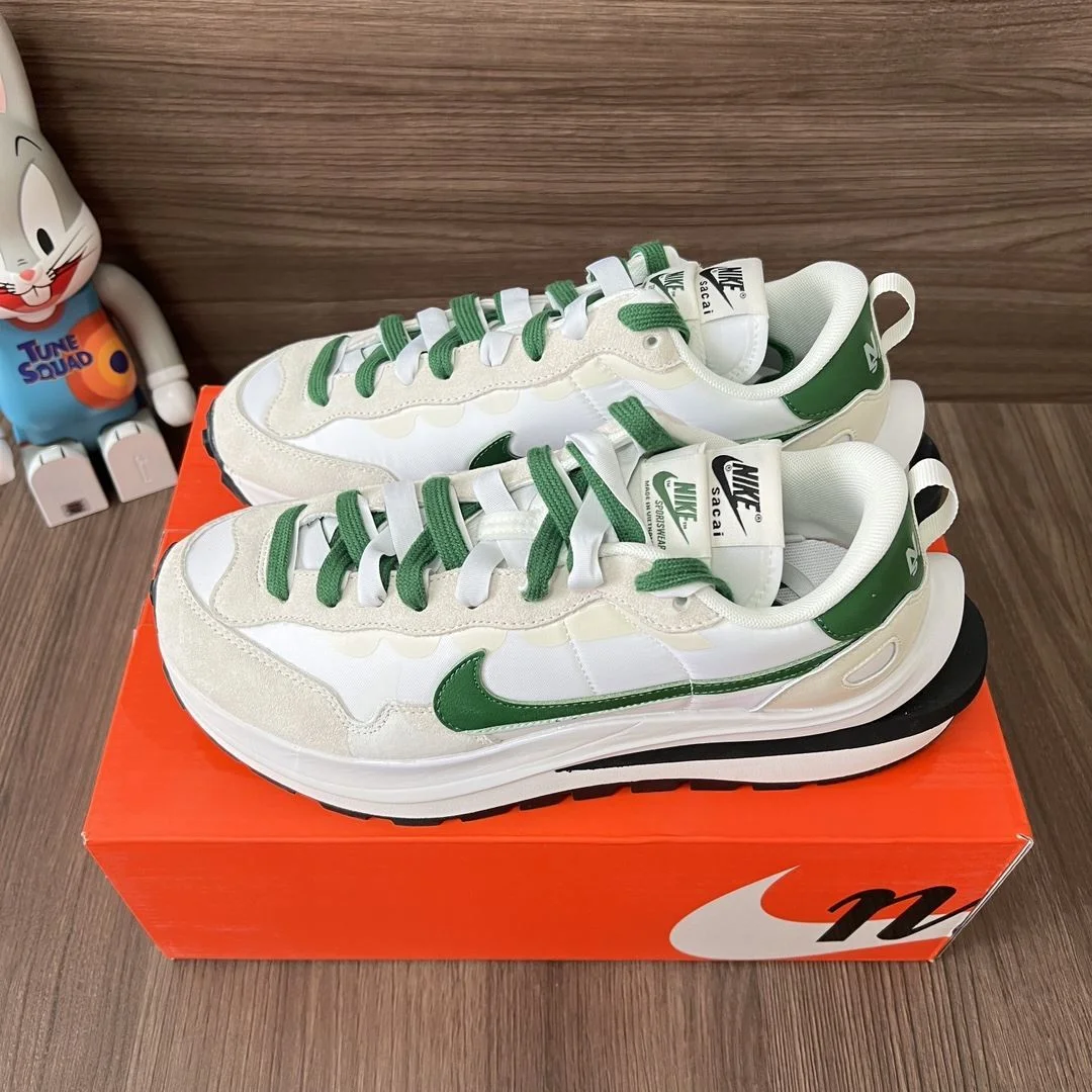 Sacai x Nike VaporWaffle Shoes Vibrant 33456