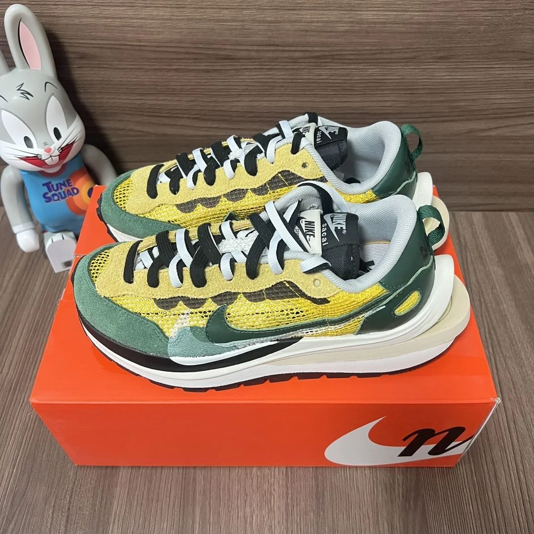 Chic Sacai x Nike VaporWaffle Shoes 33464