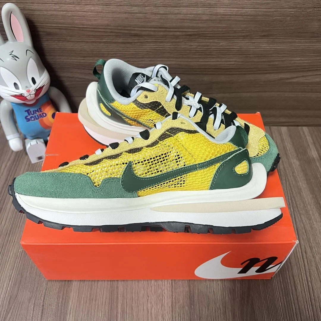 Chic Sacai x Nike VaporWaffle Shoes 33464