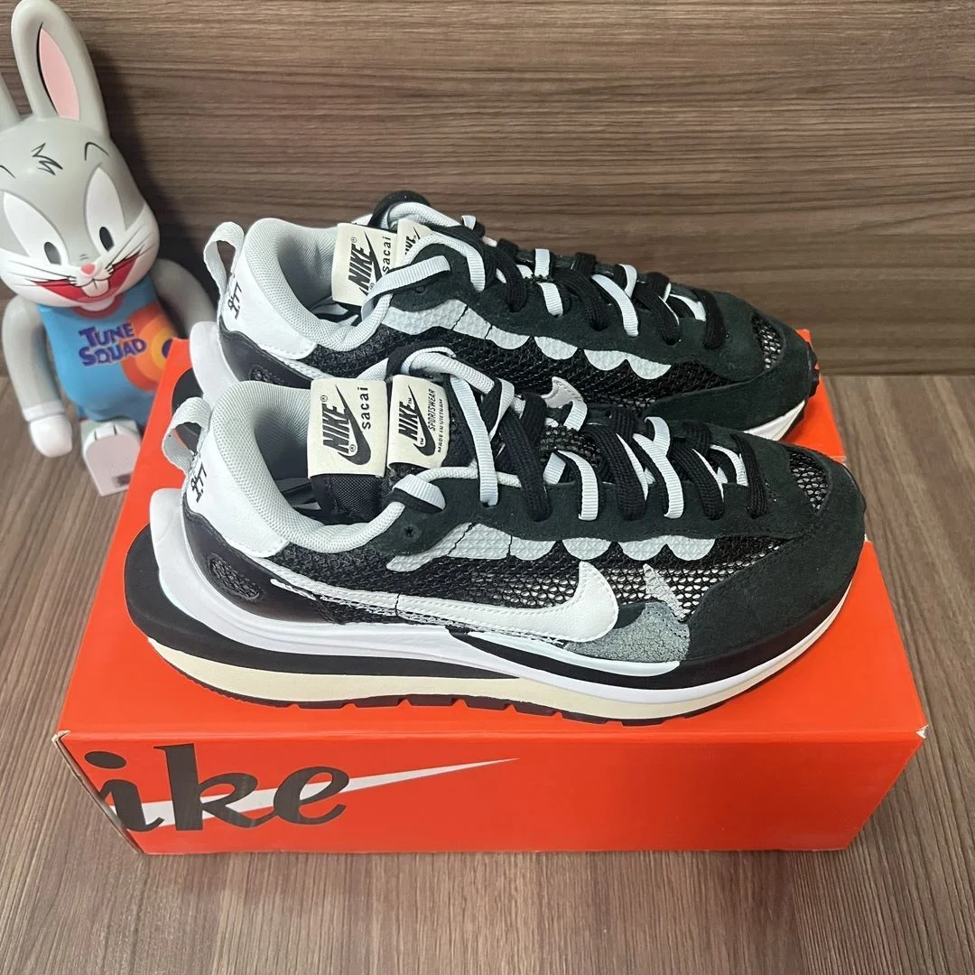 Reliable Sacai x Nike VaporWaffle Shoes 33461