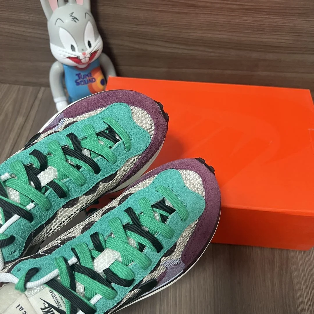 Sacai x Nike VaporWaffle Shoes SoftTouch 33474