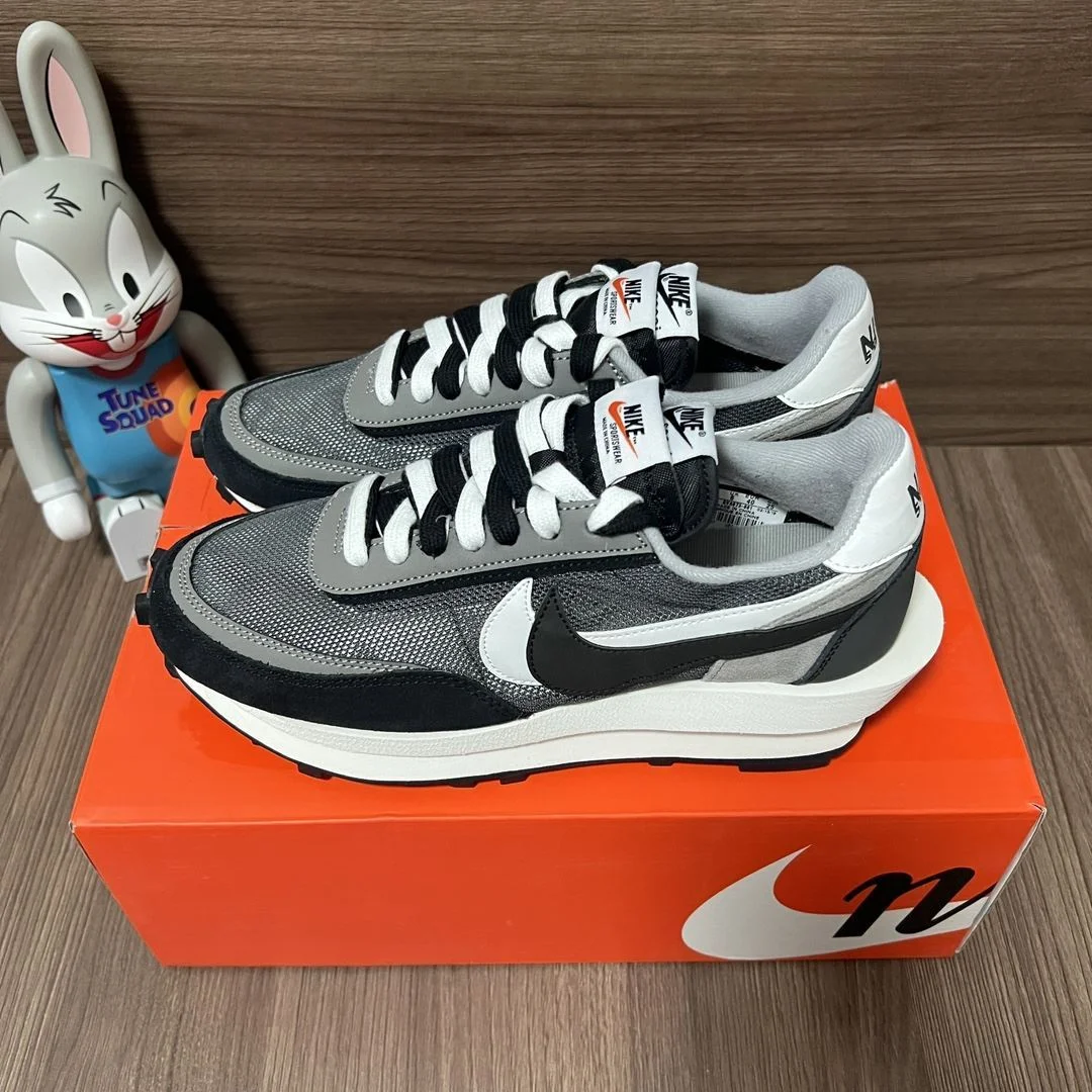 SunProtective Sacai x Nike VaporWaffle Shoes 33452