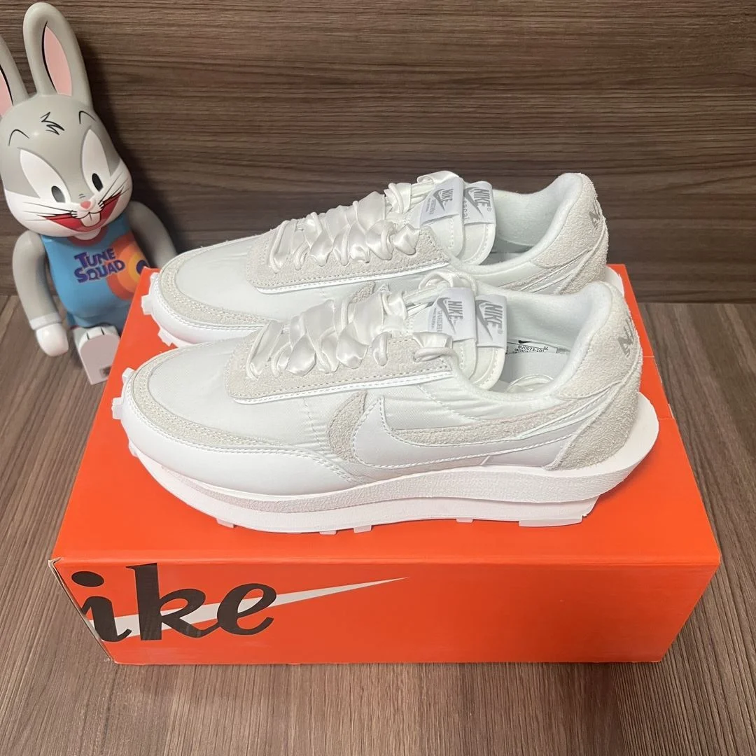 Sacai x Nike VaporWaffle Shoes Durable 33468