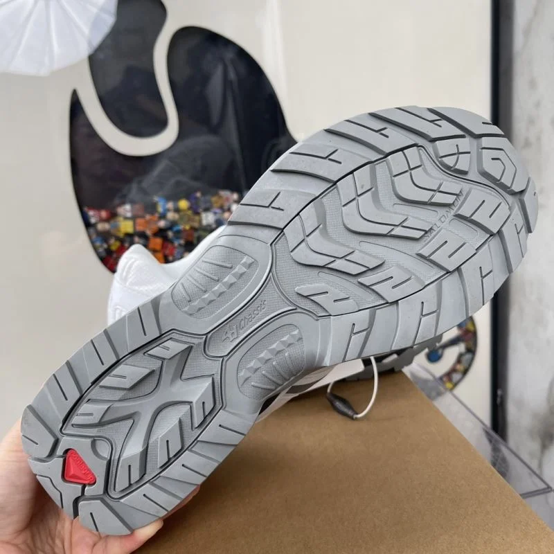 Soft Salomon Shoes 4103