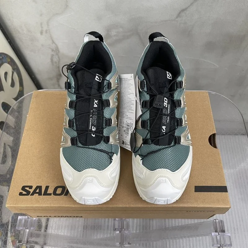Salomon Shoes Minimalist 4098